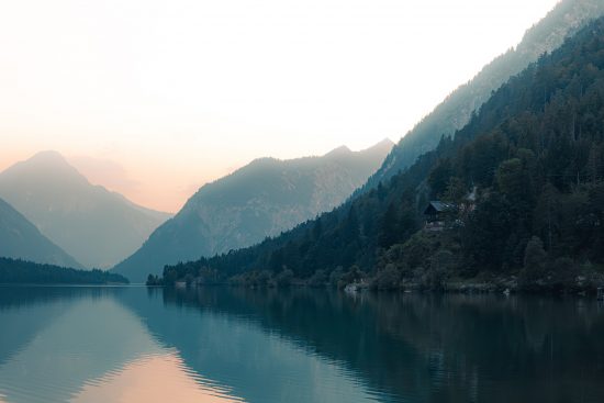 The Lakehouse - Image 2