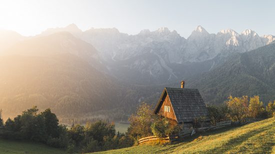 Mountain Hut - Image 2