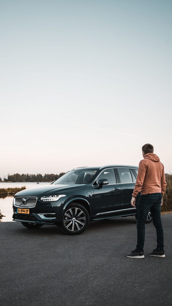VolvoXC90-8